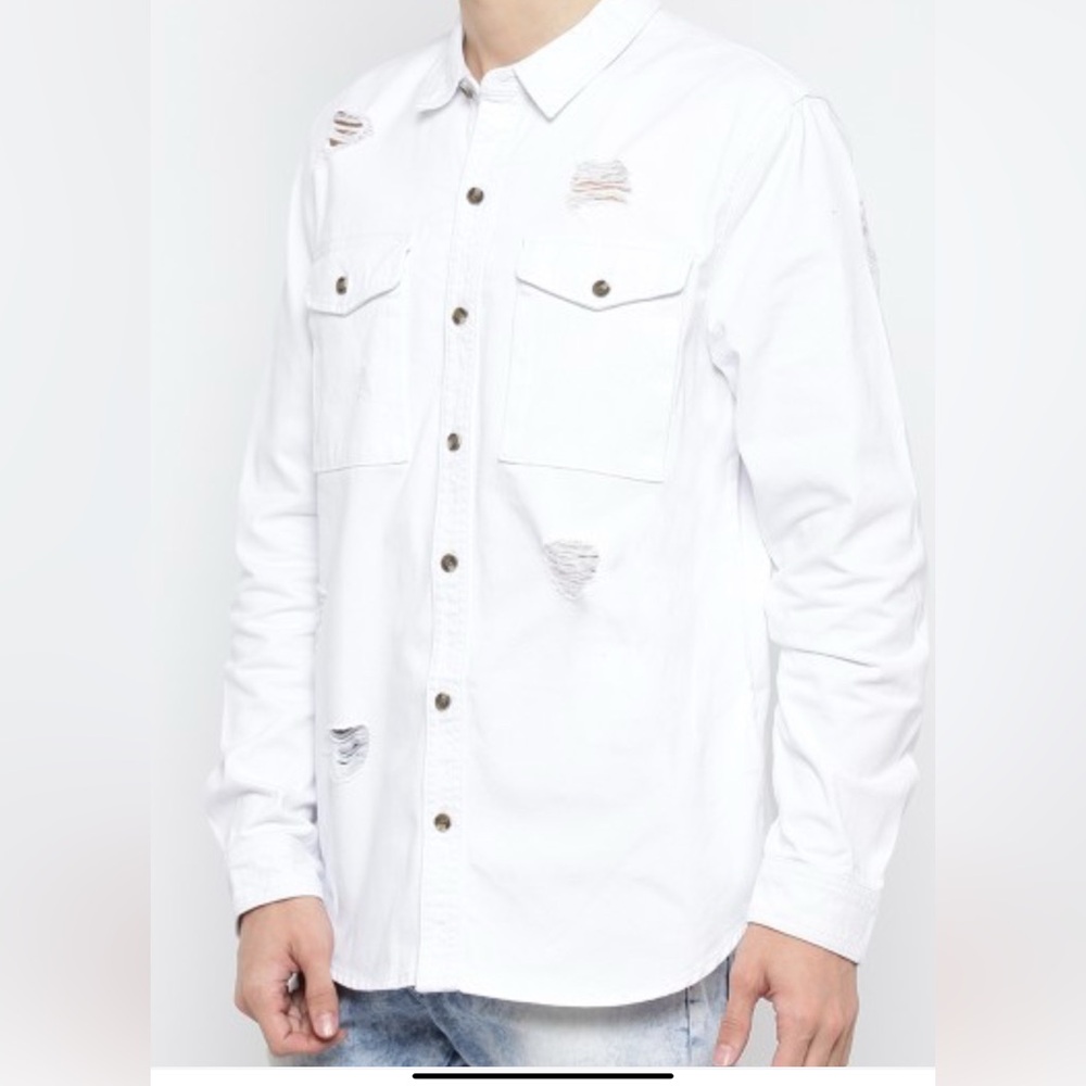 Forever 21 Men's Classic White Distressed Button down Top